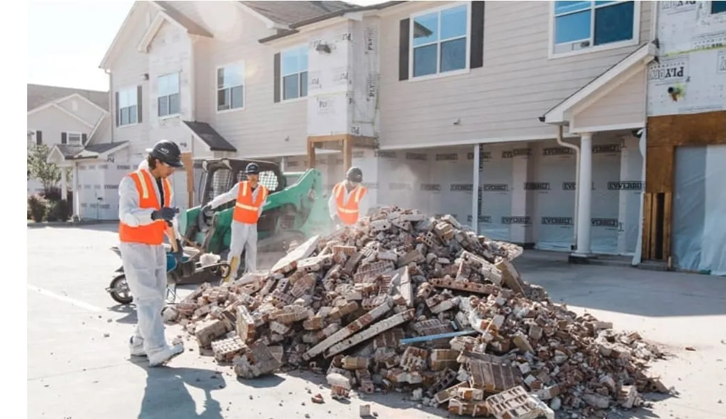 Efficient Ways to Manage Debris After Construction