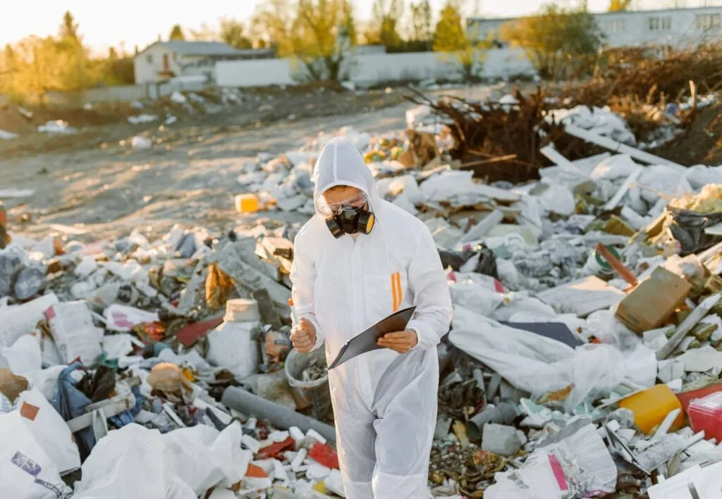 Seasonal Toxic Waste Cleanouts: The Best Time to Act