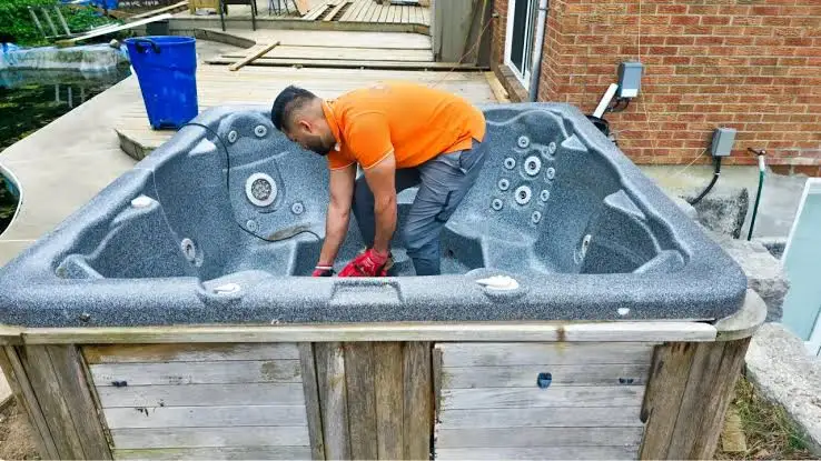 How Professionals Safely Remove and Dispose of Old Hot Tubs