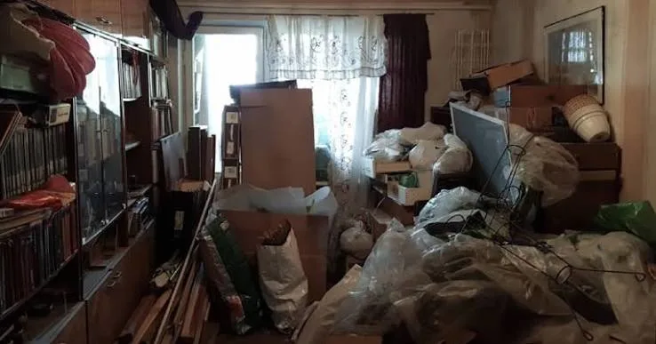 How to Clean a Hoarder House Without the Stress